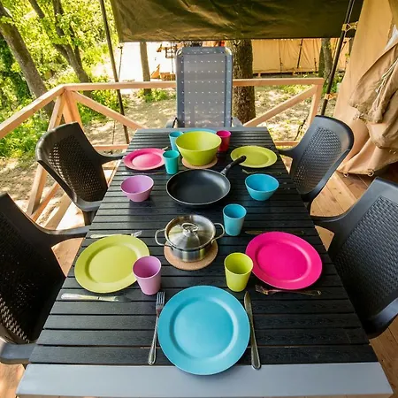 Tente de luxe Safari Tent At Vakantiepark Walsdorf *