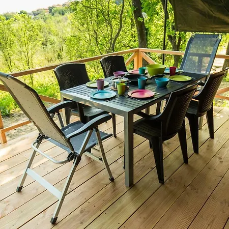 Safari Tent At Vakantiepark Walsdorf Tente de luxe